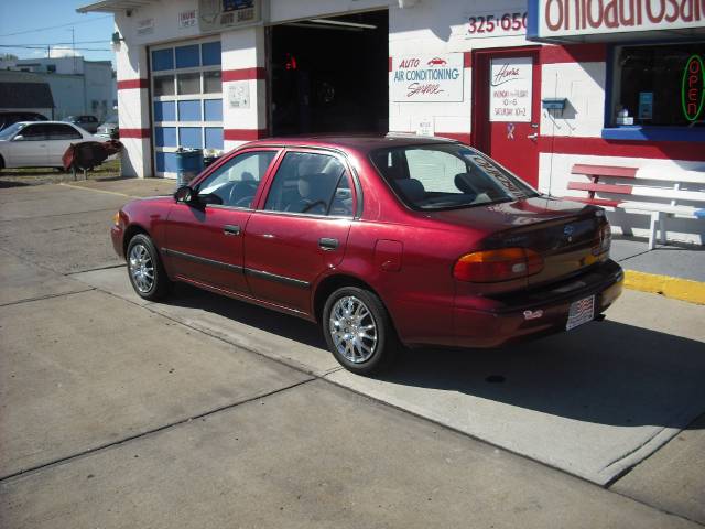 1999 Chevrolet Prizm 2dr Cpe I4 CVT 2.5 S