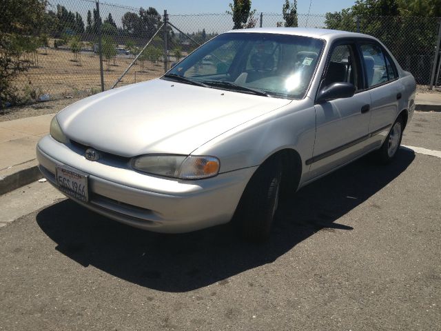 1999 Chevrolet Prizm 4dr Sdn I4 CVT S