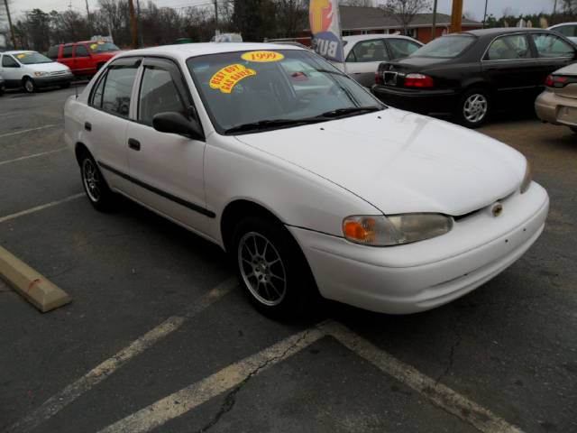 1999 Chevrolet Prizm 4dr Sdn I4 CVT S