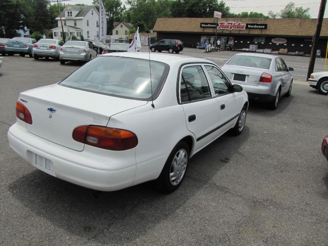 2000 Chevrolet Prizm Base