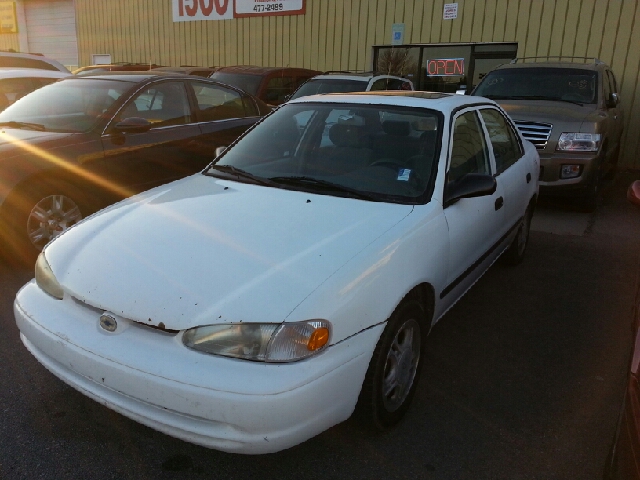 2000 Chevrolet Prizm 4dr Sdn I4 CVT S