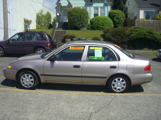 2000 Chevrolet Prizm 4dr Sdn I4 CVT S