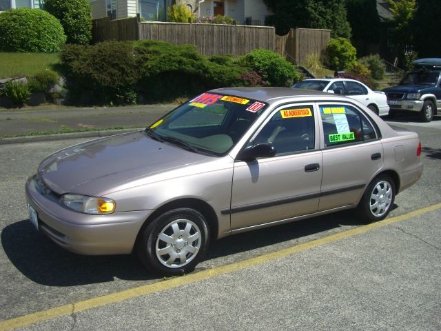 2000 Chevrolet Prizm 4dr Sdn I4 CVT S