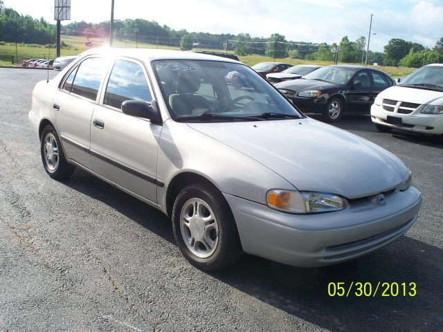 2000 Chevrolet Prizm Base