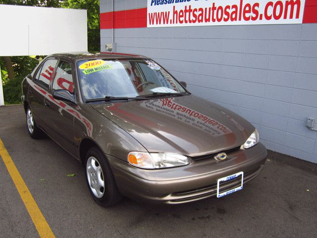 2000 Chevrolet Prizm Base