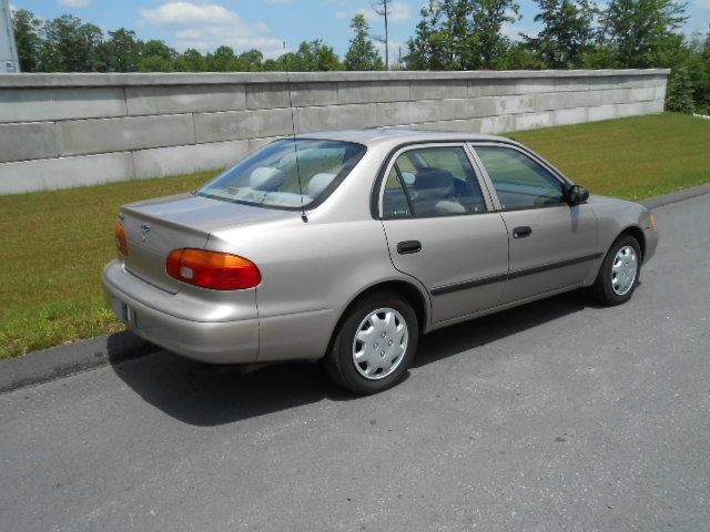 2001 Chevrolet Prizm 4dr Sdn I4 CVT S