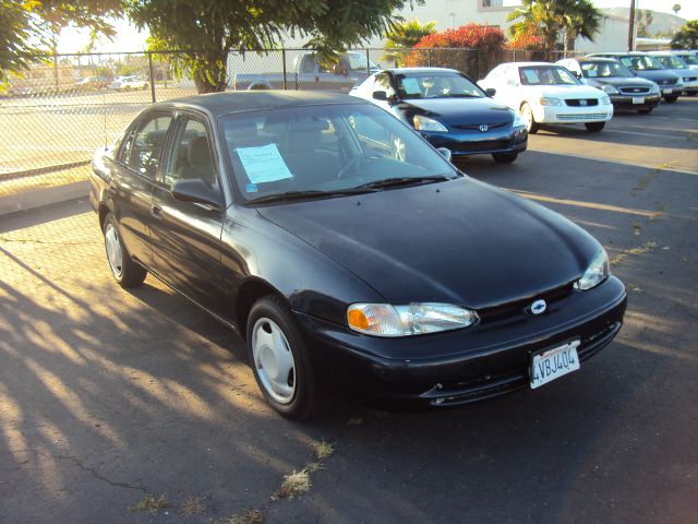 2001 Chevrolet Prizm 4dr Sdn I4 CVT S