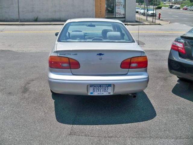 2002 Chevrolet Prizm 4dr Sdn I4 CVT S