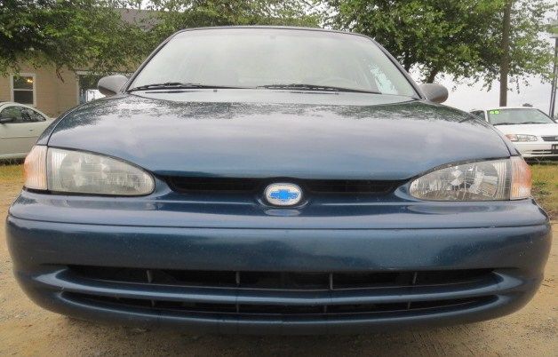 2002 Chevrolet Prizm 4dr Sdn I4 CVT S