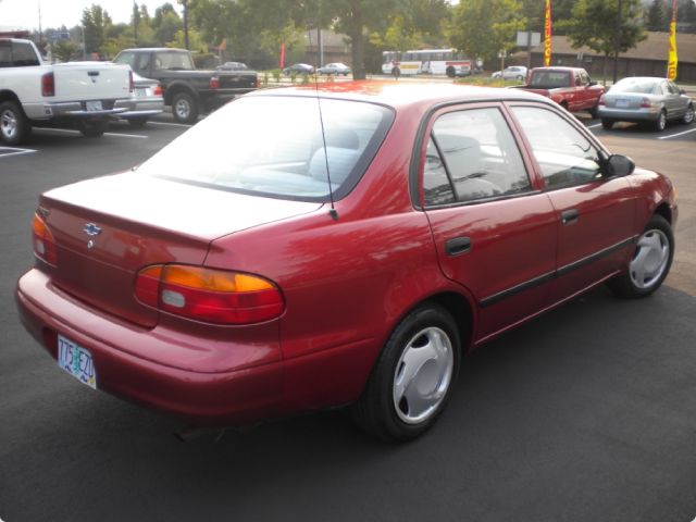 2002 Chevrolet Prizm 4dr Sdn I4 CVT S