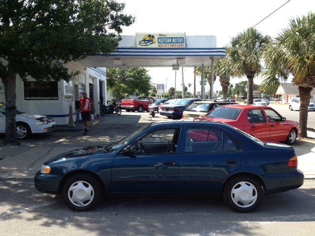 2002 Chevrolet Prizm 4dr Sdn I4 CVT S