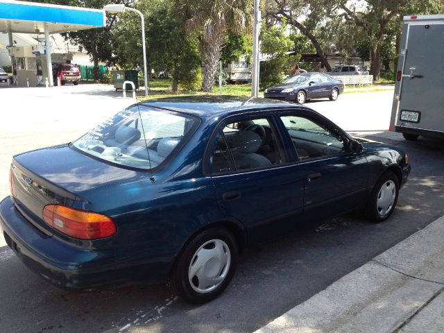 2002 Chevrolet Prizm 4dr Sdn I4 CVT S