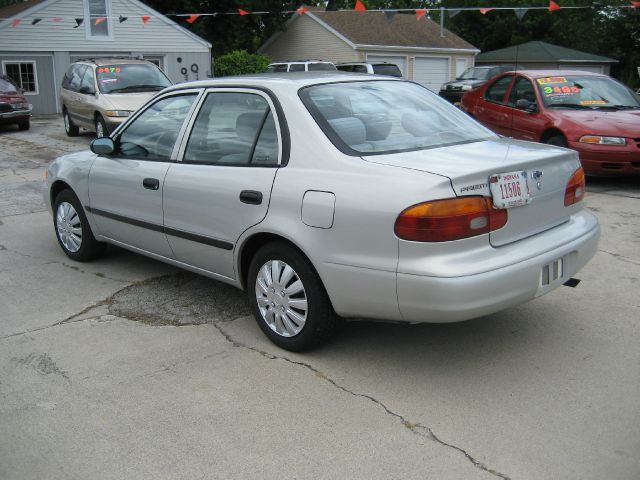 2002 Chevrolet Prizm 4dr Sdn I4 CVT S