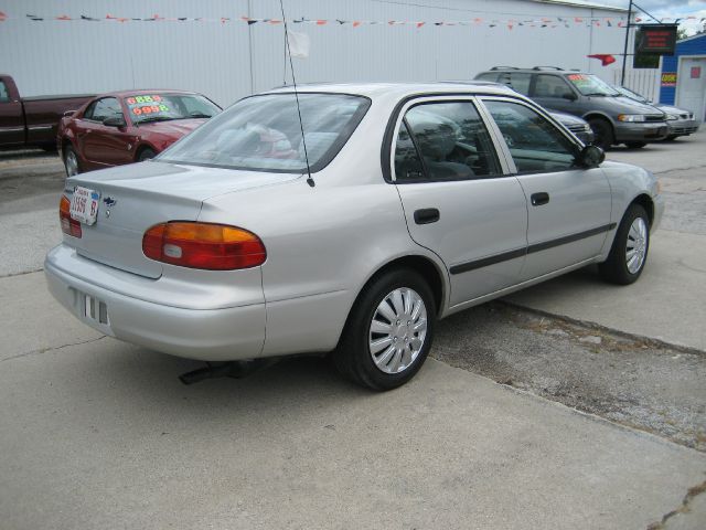 2002 Chevrolet Prizm 4dr Sdn I4 CVT S