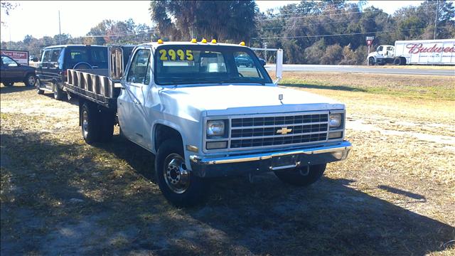 1989 Chevrolet R3500 Base