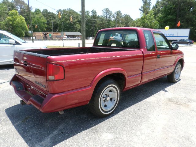 1997 Chevrolet S-10 T6 Sport Utility 4D