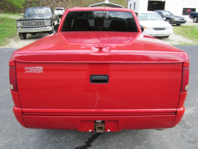 2002 Chevrolet S-10 CREW CAB XL Diesel