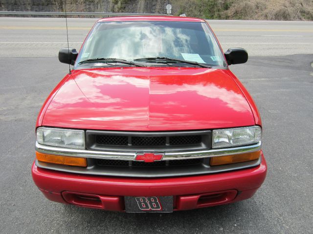 2002 Chevrolet S-10 CREW CAB XL Diesel