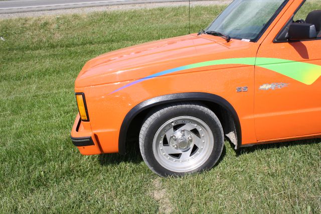 1986 Chevrolet S10 ES 2.4L AUTO