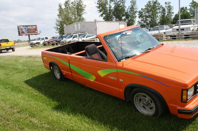 1986 Chevrolet S10 ES 2.4L AUTO