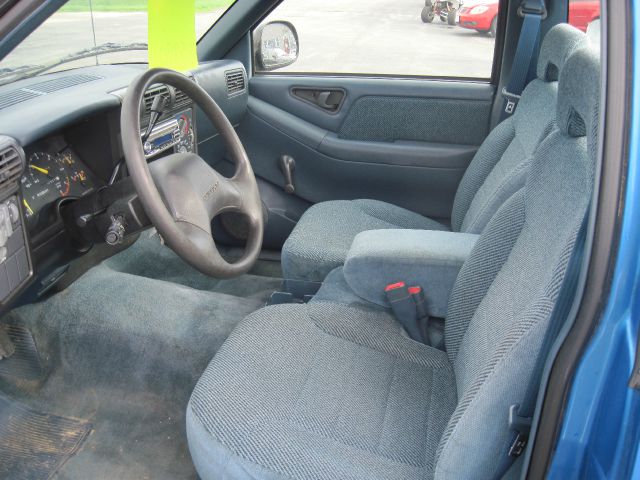 1994 Chevrolet S10 Supercrew-short-limited-nav-22 INCH Rims-1 Owner