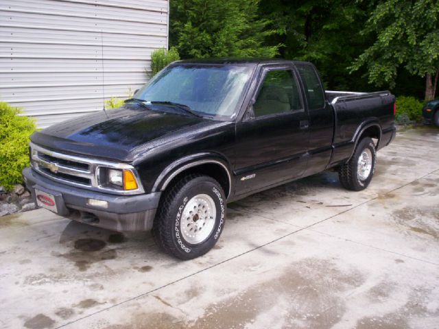 1994 Chevrolet S10 LE Sedan