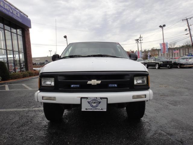 1995 Chevrolet S10 Supercrew-short-limited-nav-22 INCH Rims-1 Owner