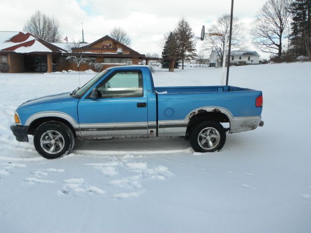 1995 Chevrolet S10 T Chairs