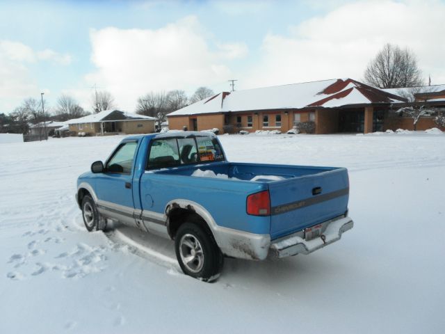 1995 Chevrolet S10 T Chairs