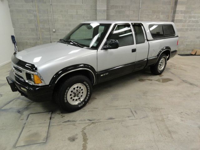 1995 Chevrolet S10 Touring W/nav.sys