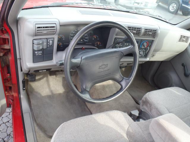 1996 Chevrolet S10 Touring W/nav.sys