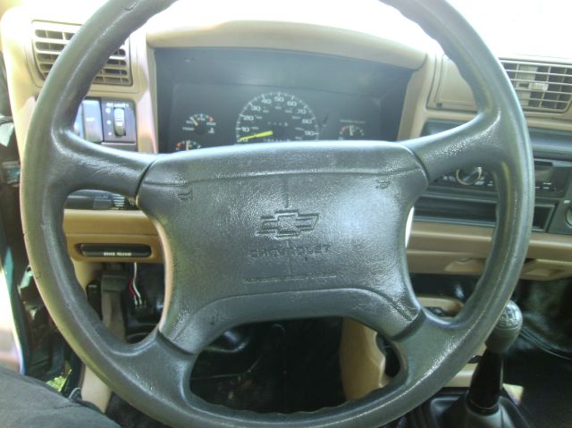 1996 Chevrolet S10 T Chairs