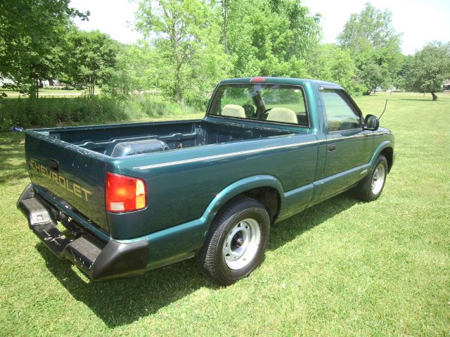 1996 Chevrolet S10 T Chairs