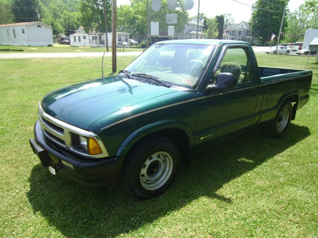 1996 Chevrolet S10 T Chairs