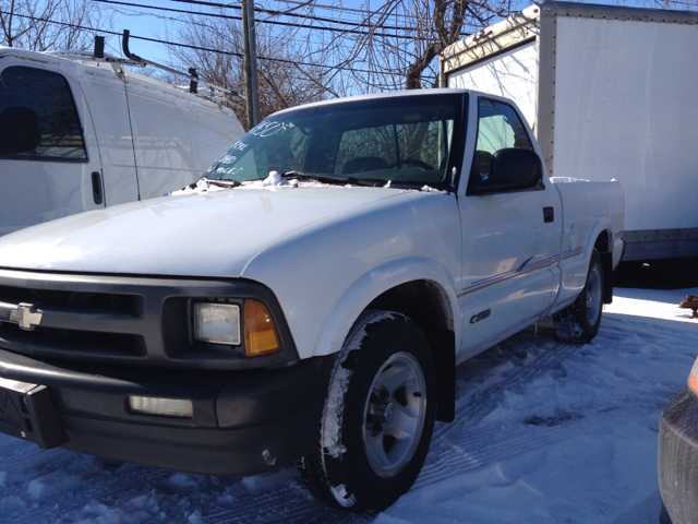 1996 Chevrolet S10 X-cab 4x4 Dually LS Long Bed