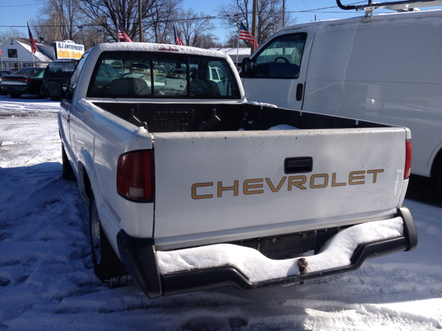 1996 Chevrolet S10 X-cab 4x4 Dually LS Long Bed