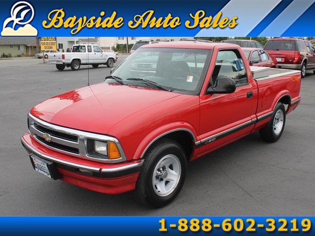 1997 Chevrolet S10 Luxury SUV 3RD ROW SEAT