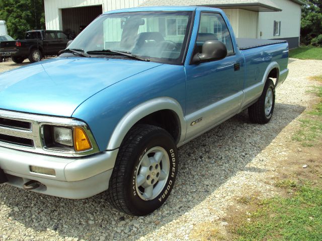 1997 Chevrolet S10 GLS V6 Manual