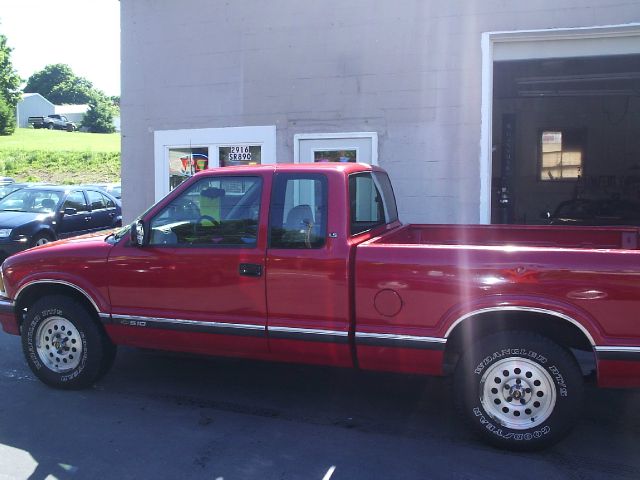 1997 Chevrolet S10 Handicap Lift And Control Leg 1 Owner