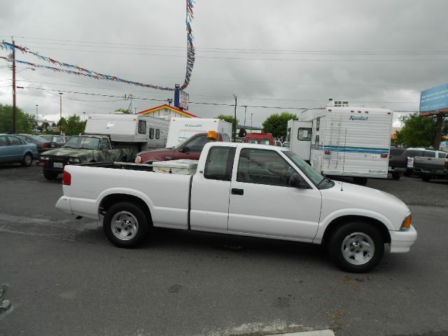 1997 Chevrolet S10 Lariat Supercab 4x4