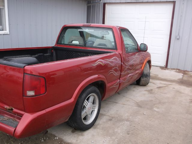 1997 Chevrolet S10 Supercrew-short-limited-nav-22 INCH Rims-1 Owner