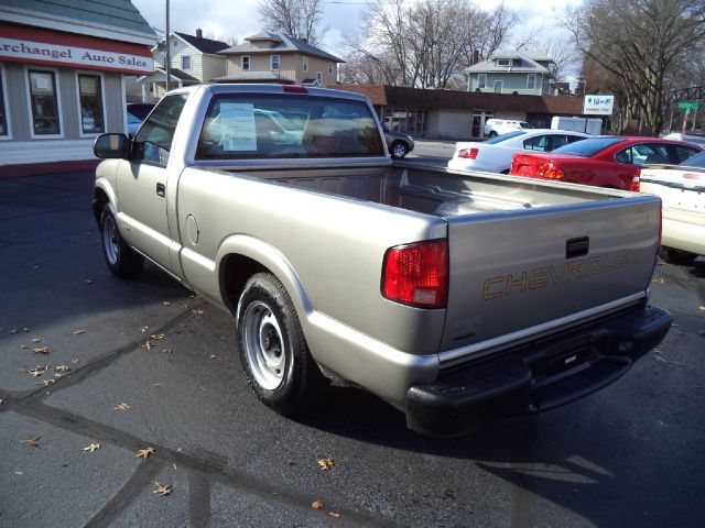 1998 Chevrolet S10 T Chairs