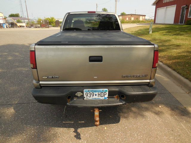 1998 Chevrolet S10 Handicap Lift And Control Leg 1 Owner