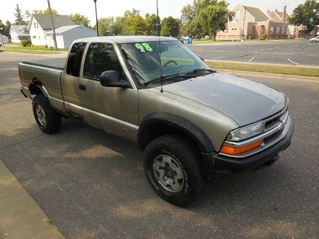 1998 Chevrolet S10 Handicap Lift And Control Leg 1 Owner