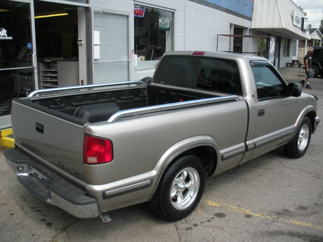 1999 Chevrolet S10 Touring W/nav.sys