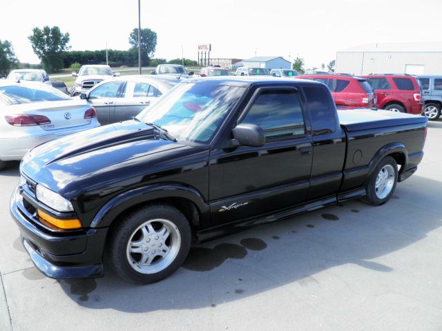 1999 Chevrolet S10 4dr Sdn Auto GLS w/XM