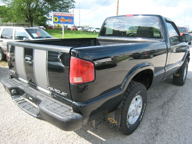 1999 Chevrolet S10 Automatic, Vortec 4200, Rear Whe