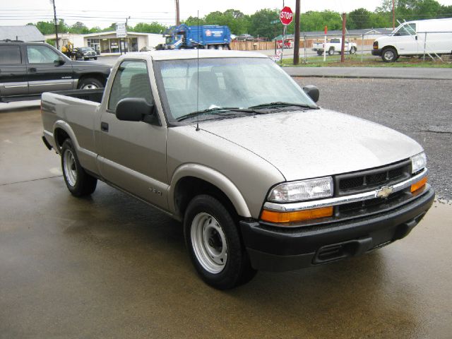 1999 Chevrolet S10 4dr Sdn Auto GLS w/XM