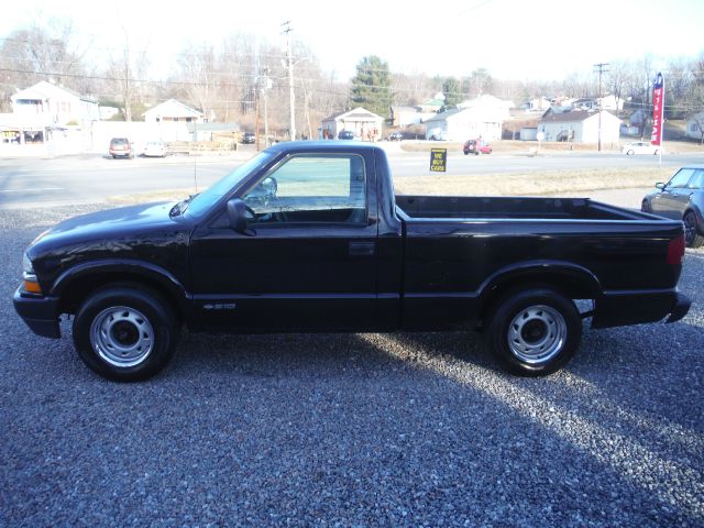 1999 Chevrolet S10 4dr Sdn Auto GLS w/XM