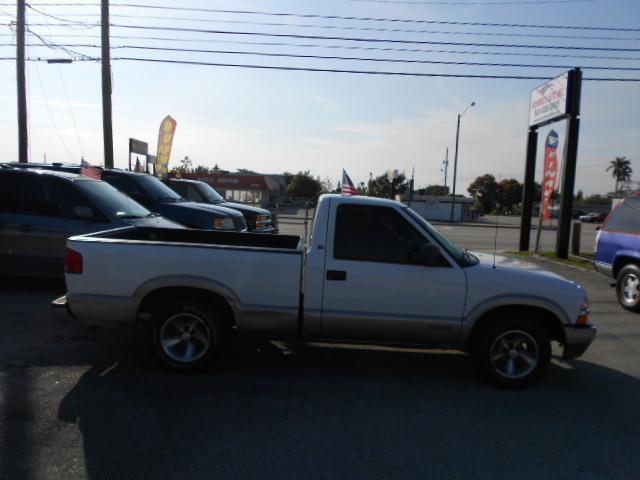 1999 Chevrolet S10 Touring W/nav.sys